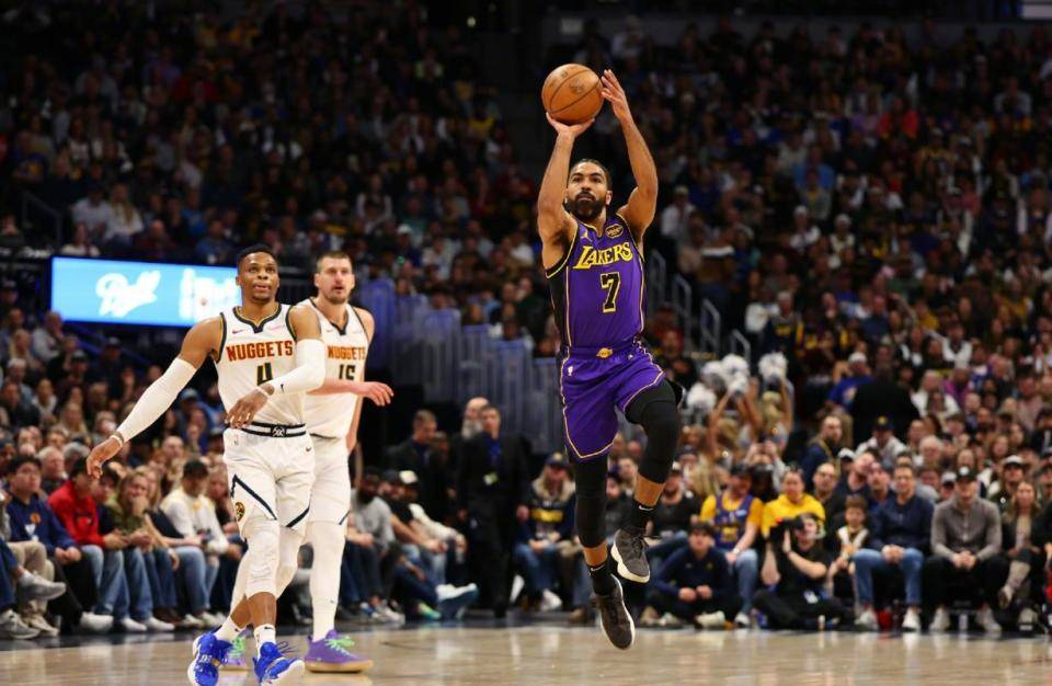 关于湖人天王状态回勇,为球队保驾护航的信息 关于湖人天王状态回勇,为球队保驾护航的信息