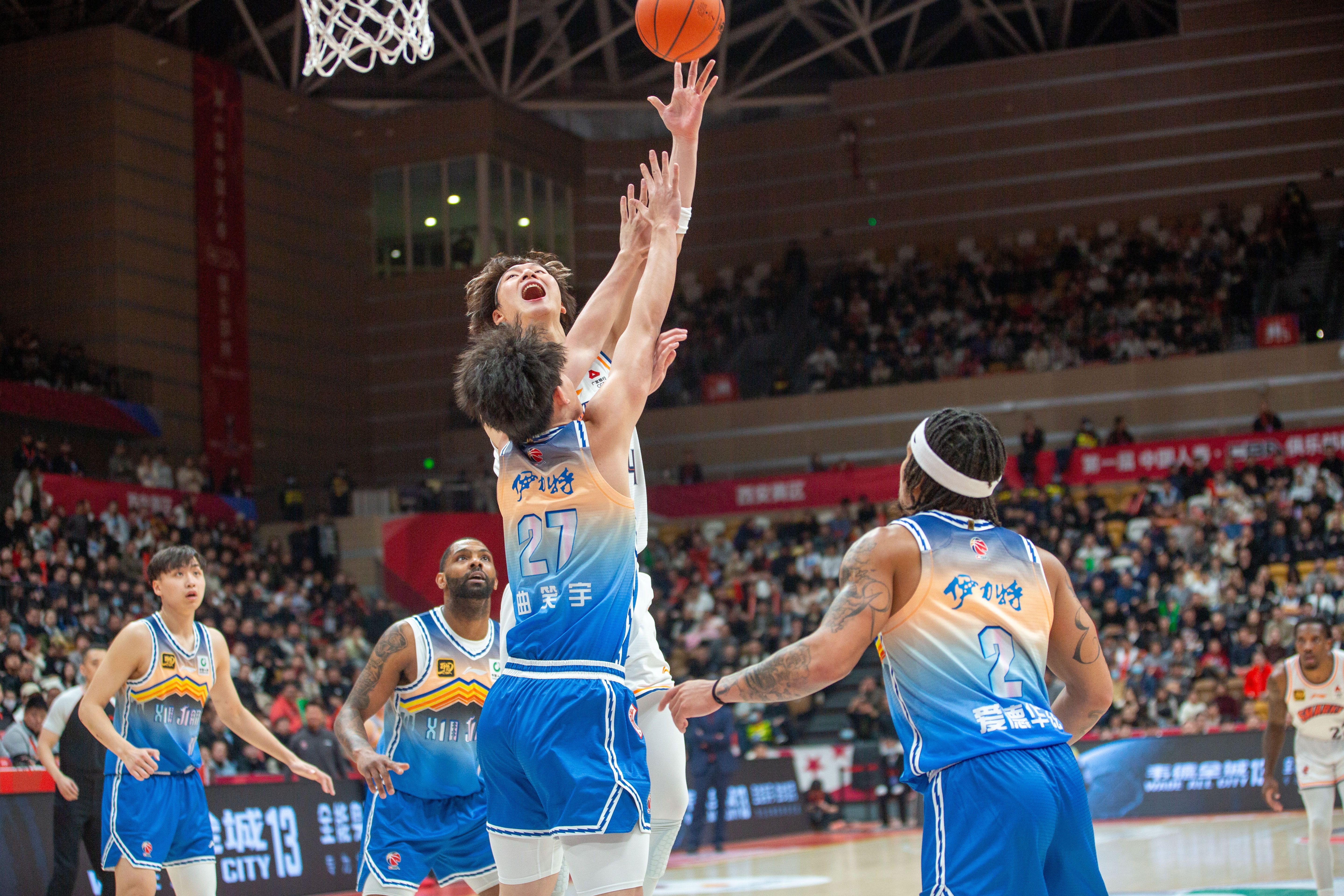 包含北京男篮在客场比赛中力克上海队,取得胜利的词条 包含北京男篮在客场比赛中力克上海队,取得胜利的词条