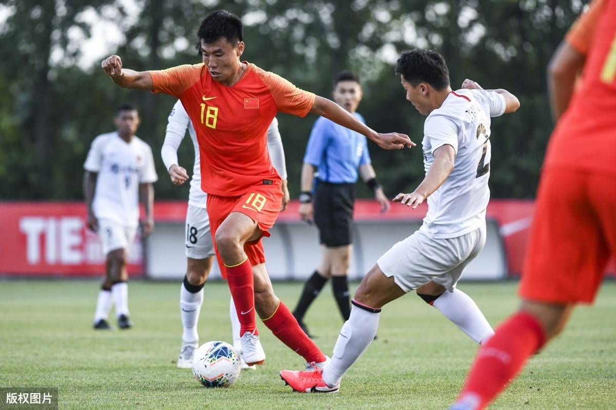 俄罗斯选手稳坐领先位置,毫不畏惧 俄罗斯选手稳坐领先位置,毫不畏惧