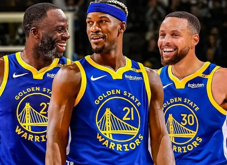 包含勇士队球员争夺MVP,各自秀出技术绝活的词条 包含勇士队球员争夺MVP,各自秀出技术绝活的词条