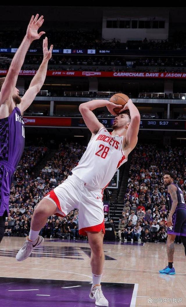 火箭主帅赛后爆粗口,裁判判罚遭质疑 火箭主帅赛后爆粗口,裁判判罚遭质疑