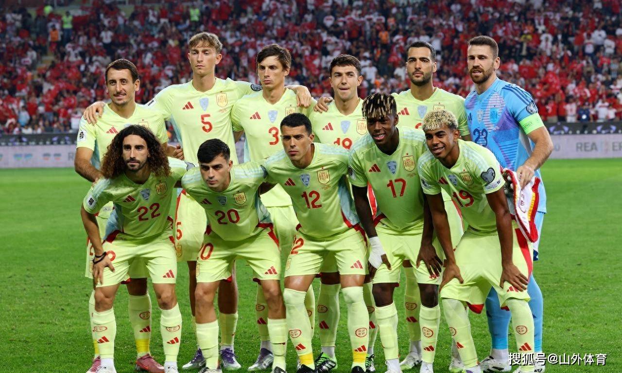 意大利勉强不败西班牙,领跑小组支撑的简单介绍 意大利勉强不败西班牙,领跑小组支撑的简单介绍