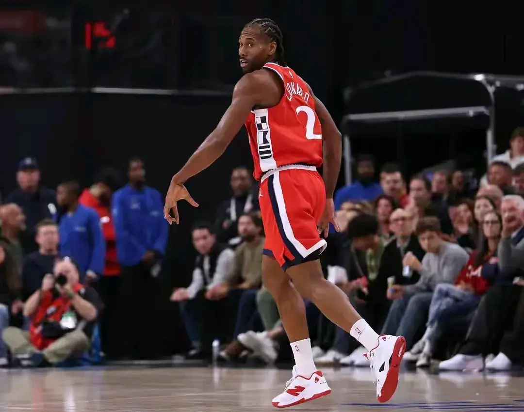 快船遭开拓者复仇,卡哇伊状态低迷难救主 快船遭开拓者复仇,卡哇伊状态低迷难救主