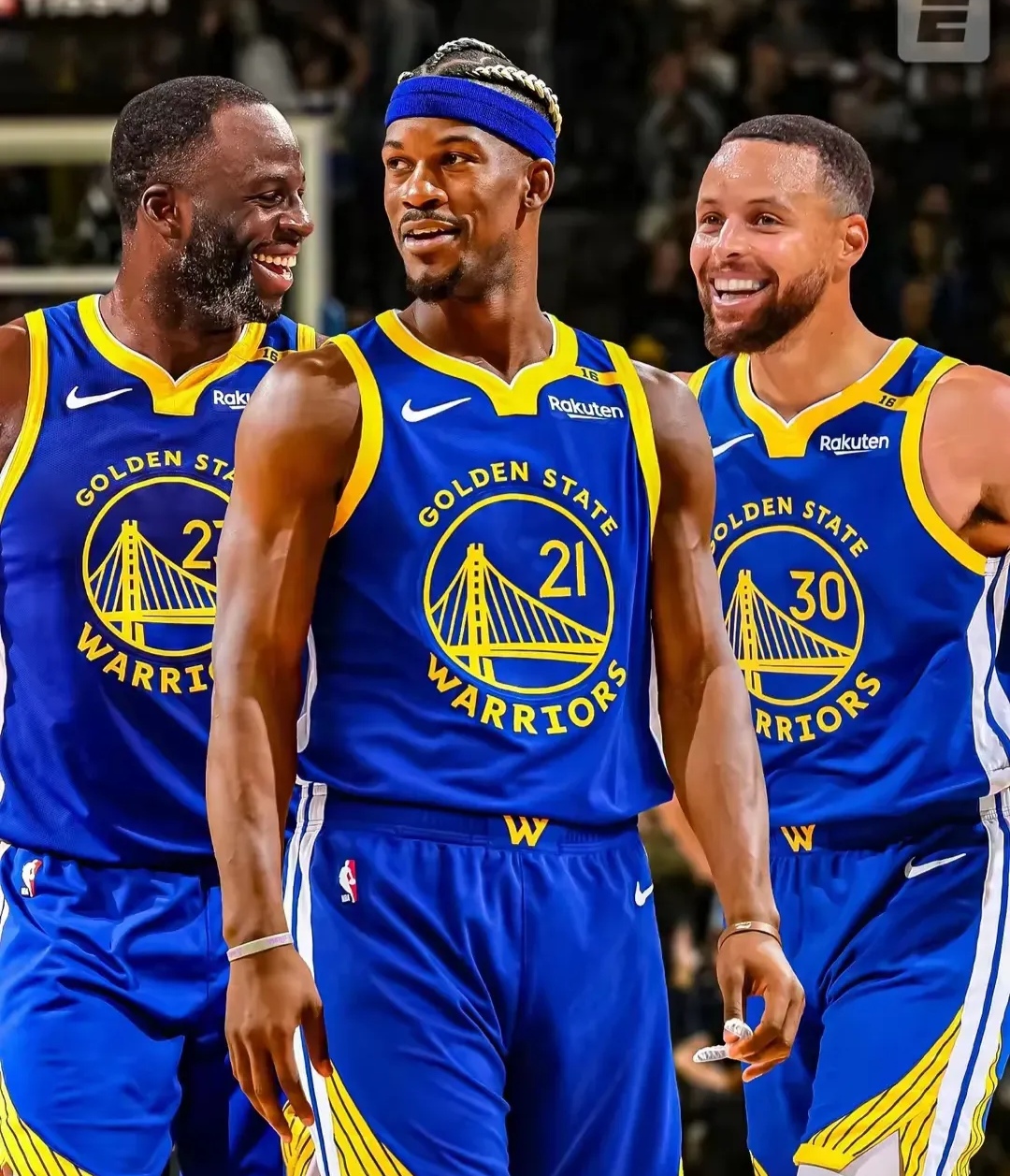 勇士击败湖人,小牛上演大逆转 勇士击败湖人,小牛上演大逆转