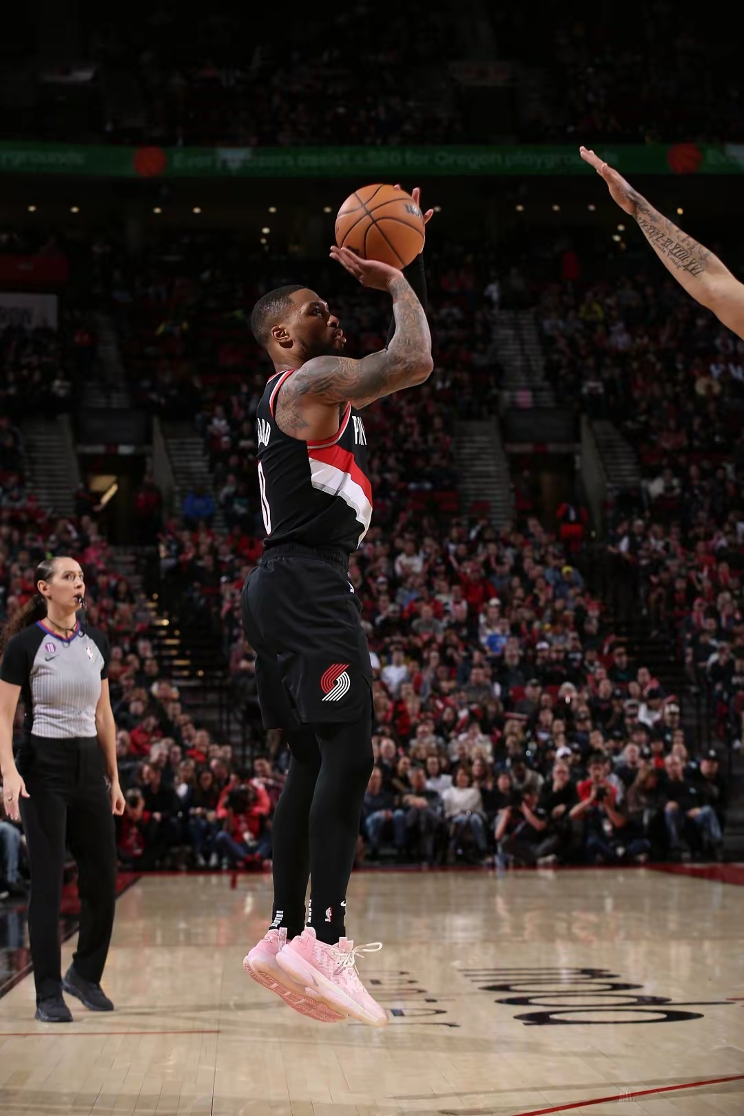 关于开拓者老将受伤,队内氛围受影响的信息 关于开拓者老将受伤,队内氛围受影响的信息